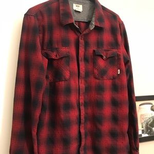 Men’s button down plaid flannel style
